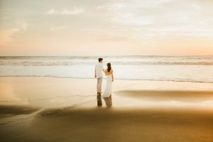 nyanyi beach bali prewedding pixtura 3