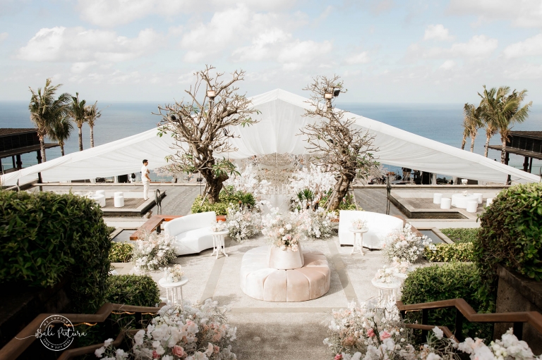 Chitwai bali wedding six senses uluwatu 11