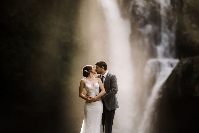 Bali pre wedding blangsinga waterfall 4