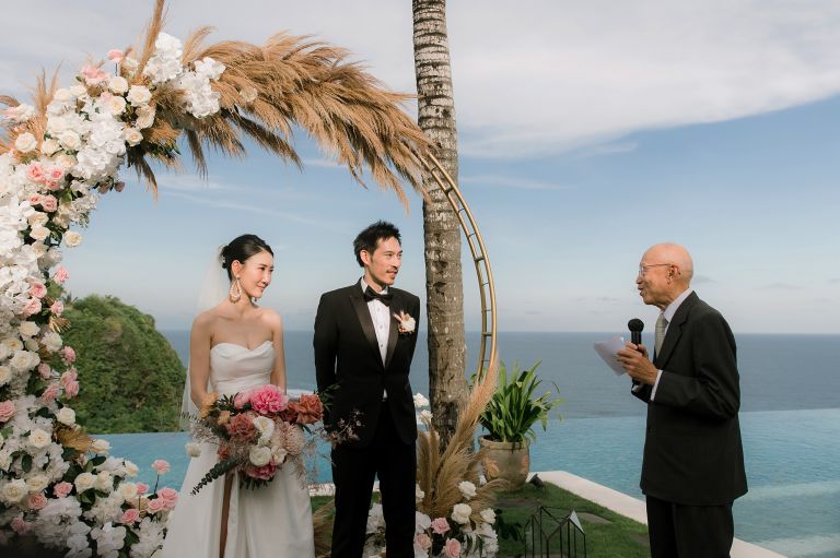 the ungasan bali wedding bali pixtura michelle 15