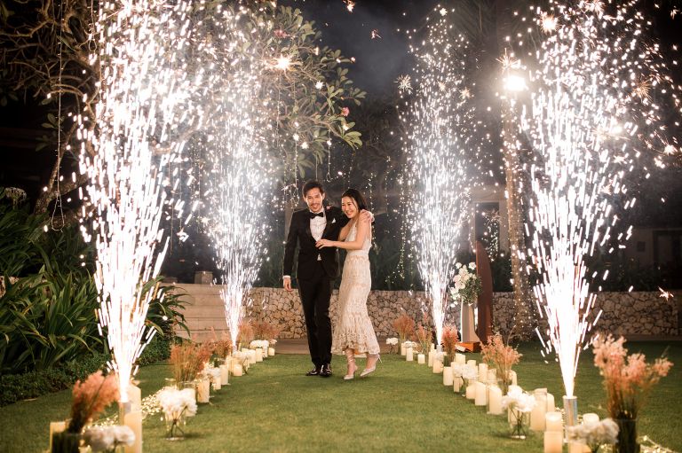 the ungasan bali wedding bali pixtura michelle 23