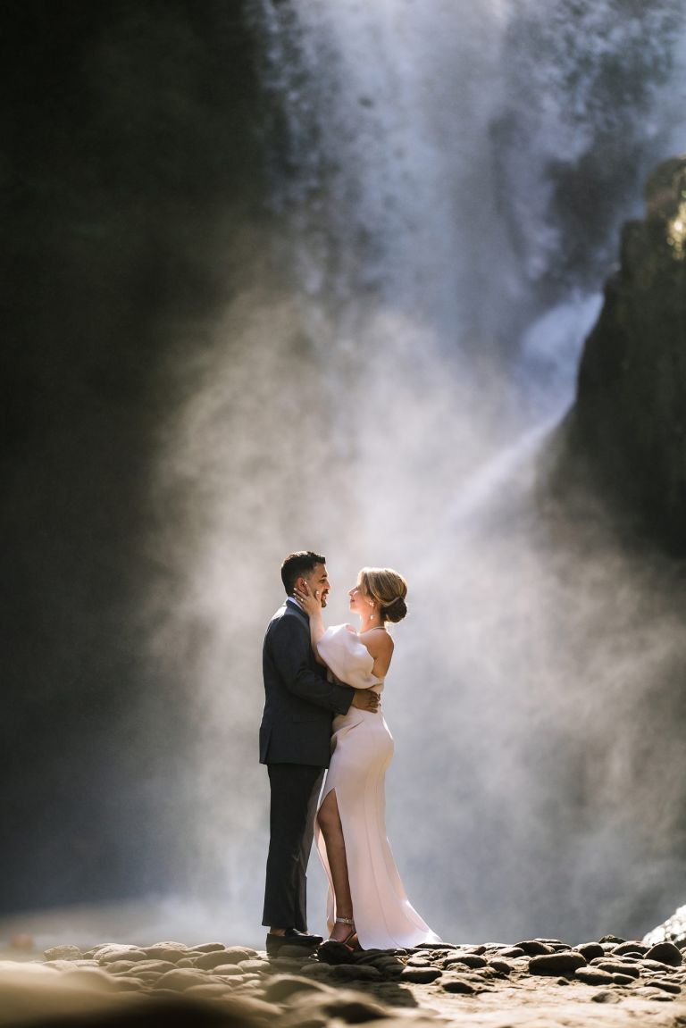bali prewedding blangsinga waterfall farhad 3