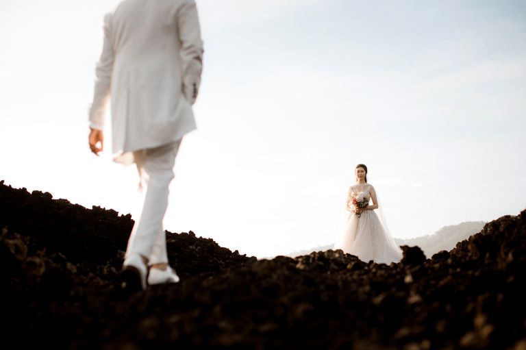 bali pixtura bali prewedding black lava 10